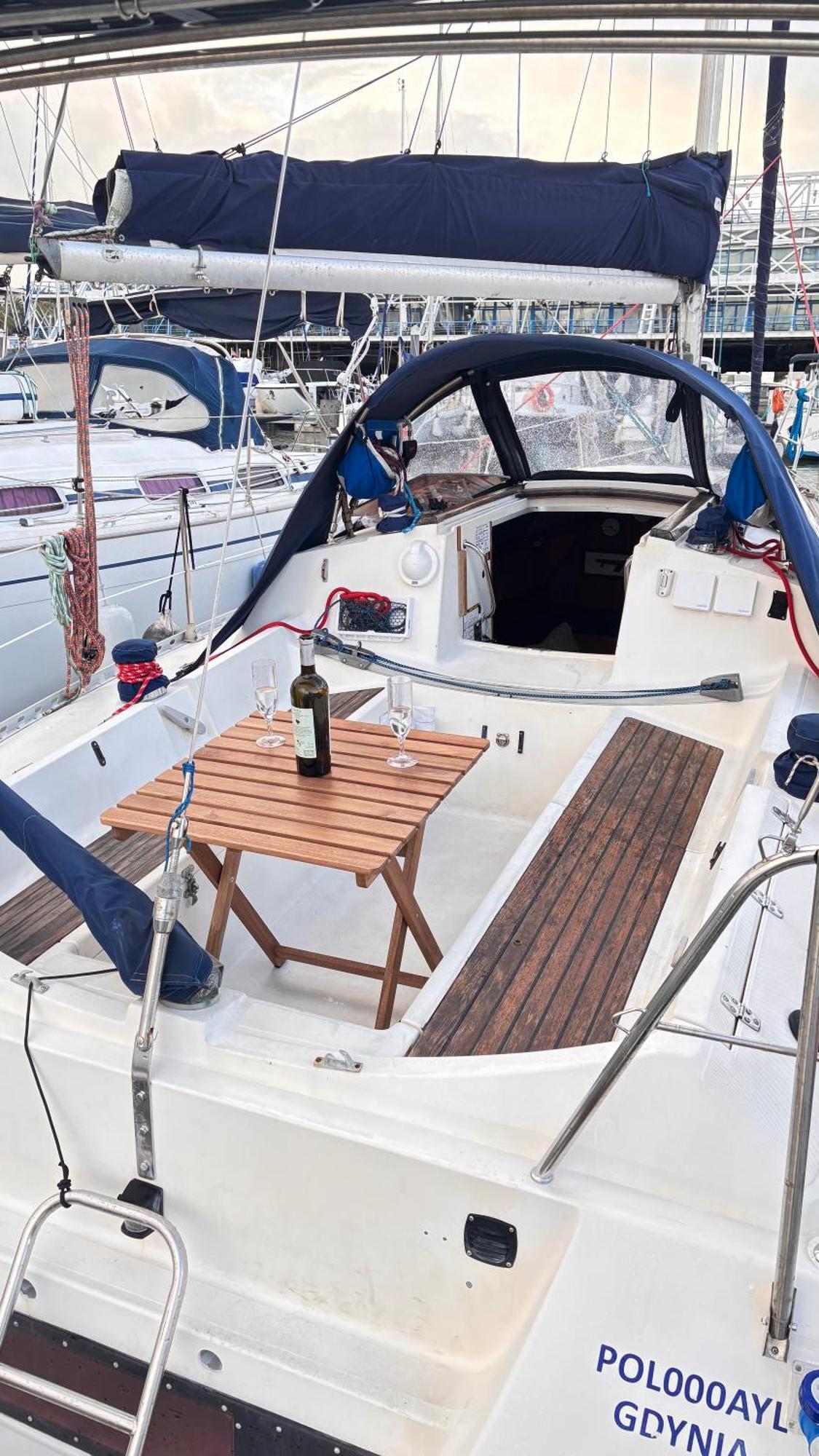 Slowlife Botel